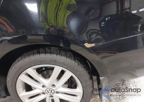 2015 Volkswagen Jetta 2.0L Tdi Sel z USA, uszkodzony, nr VIN 3VWLA7AJ7FM203500